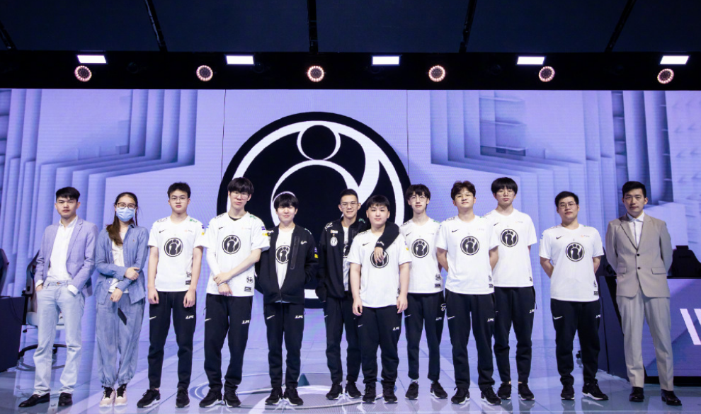 在咫尺的射 在咫尺的射