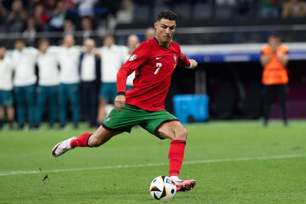 仅仅是一场 仅仅是一场