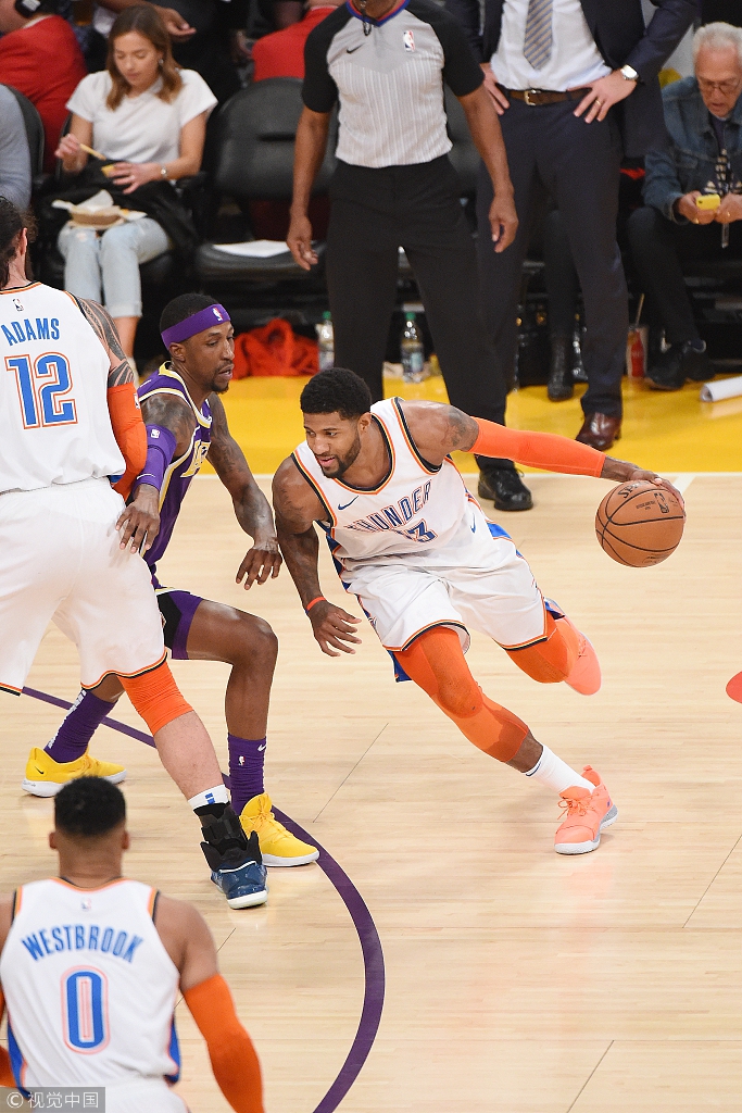 两位选手的 两位选手的