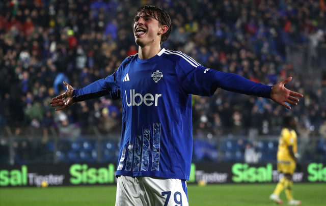 年轻队员往 年轻队员往