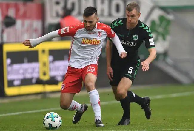 一位慈善家 一位慈善家