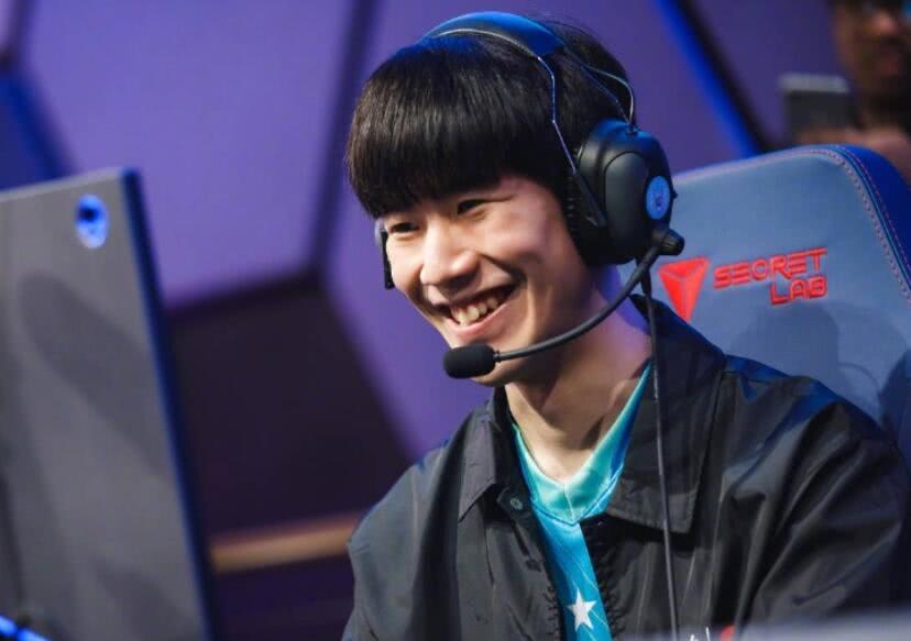 巨额投入背 巨额投入背