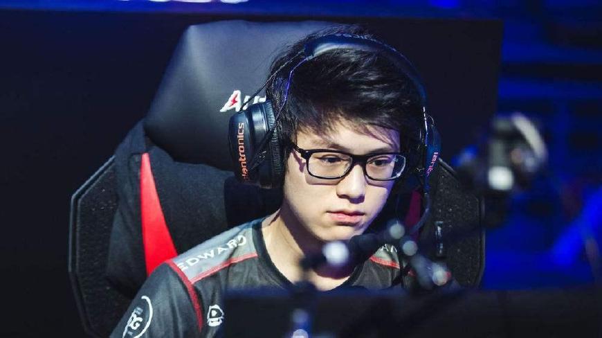 正如这场比 正如这场比