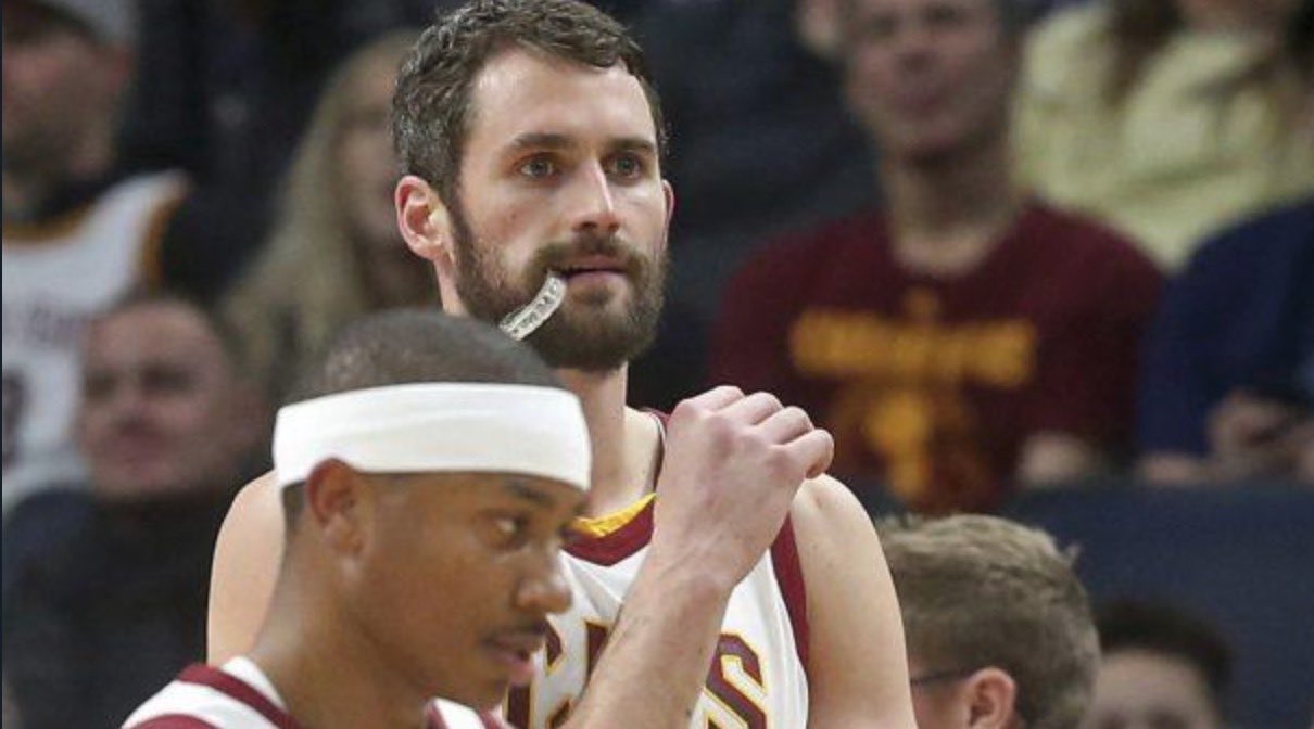 中驶过海岸 中驶过海岸